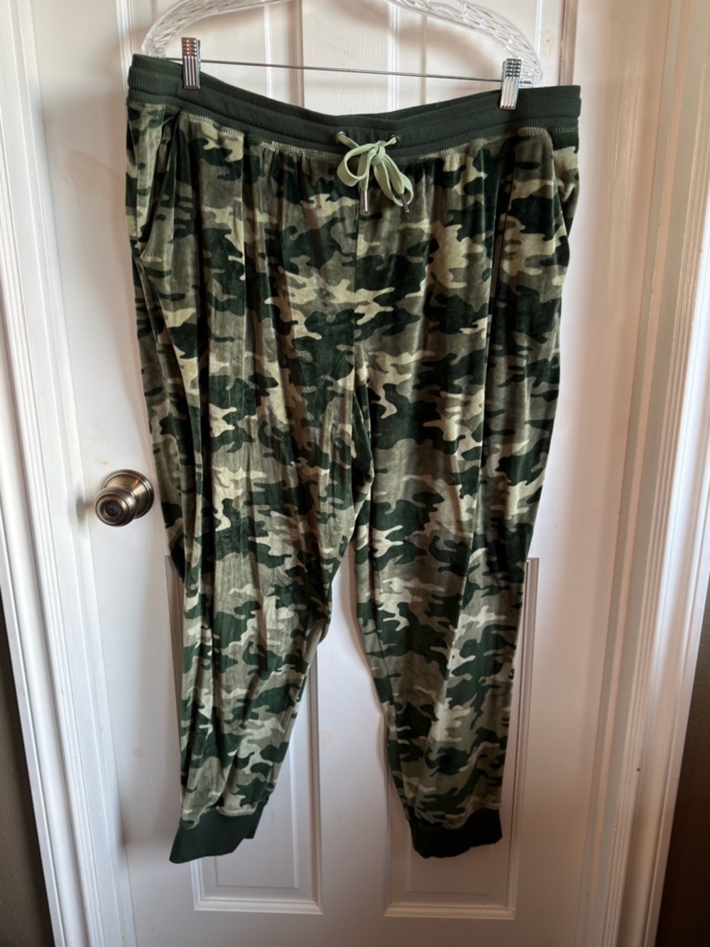 LuLaRoe Cozy Camo Joggers in Sage and Cream